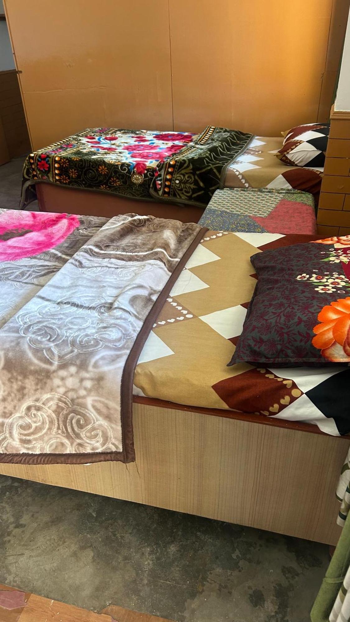 Sunface Homestay Manāli Eksteriør billede