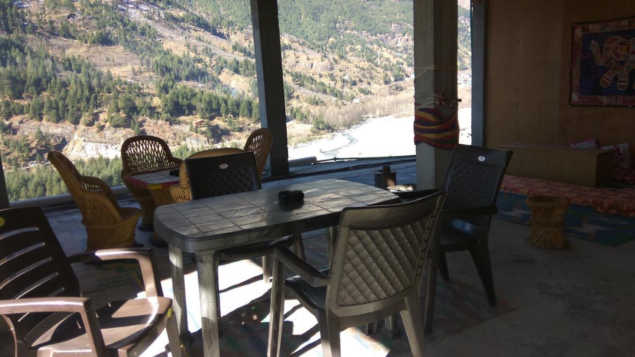 Sunface Homestay Manāli Eksteriør billede