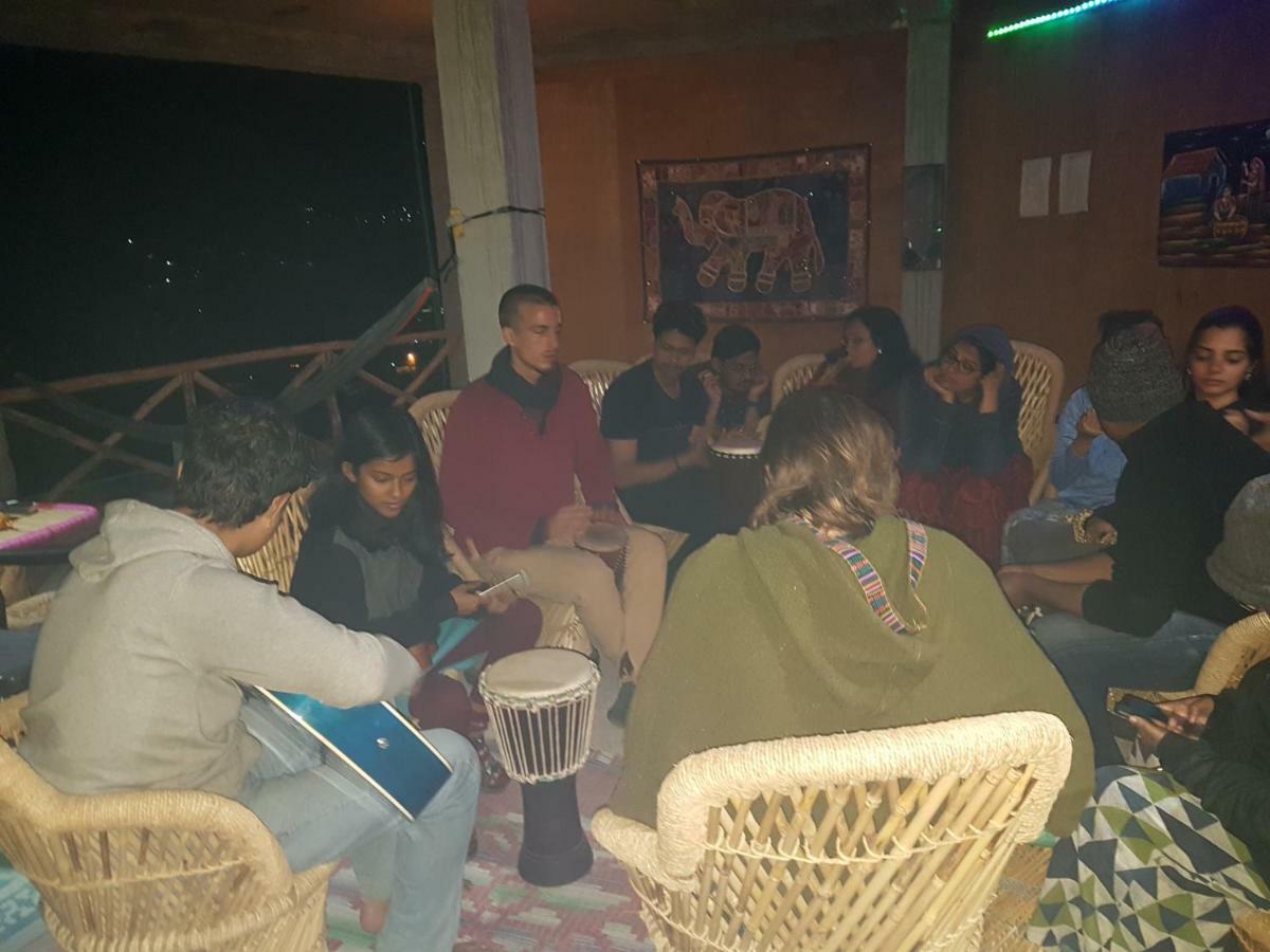Sunface Homestay Manāli Eksteriør billede