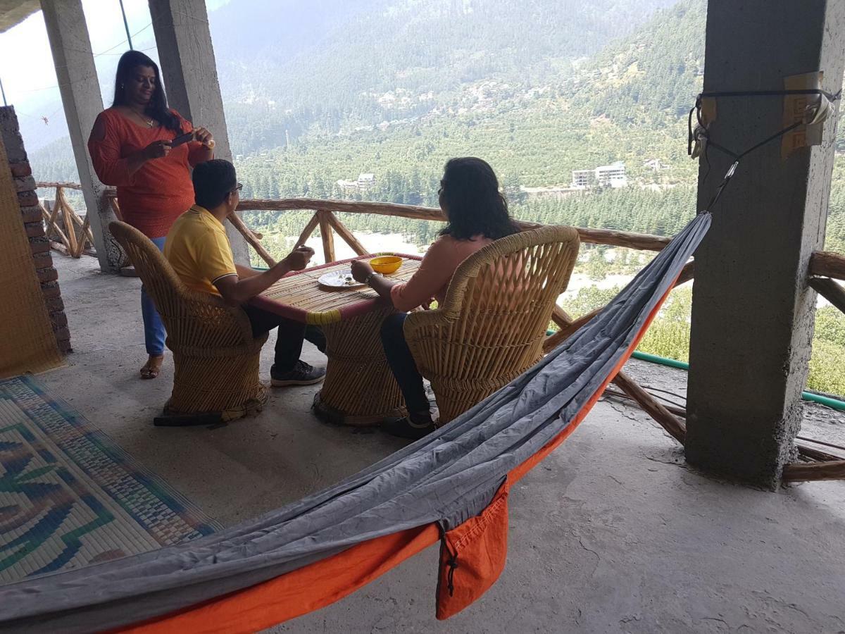 Sunface Homestay Manāli Eksteriør billede